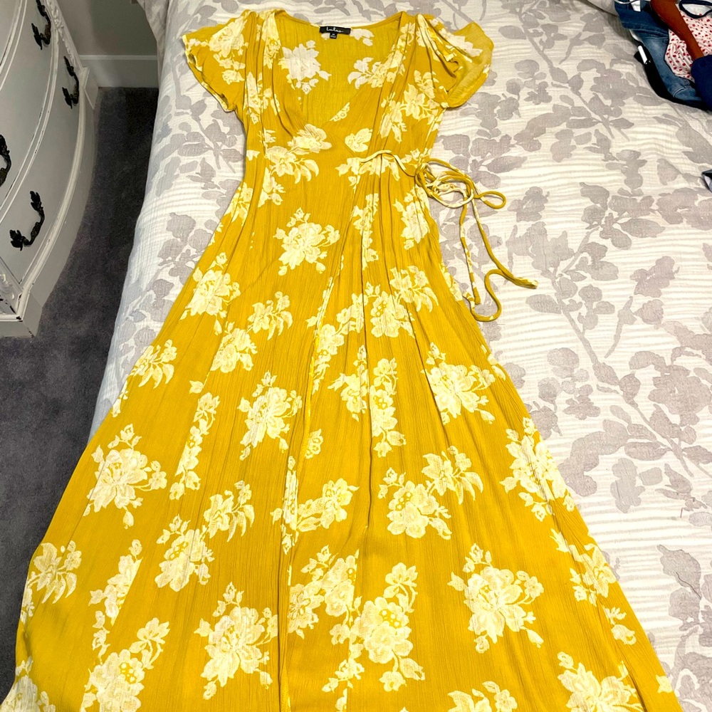 Lulus Floral yellow wrap dress